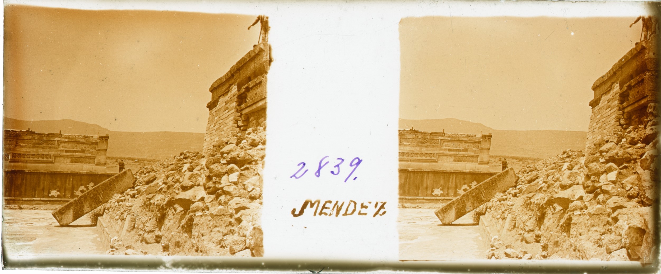 E1492